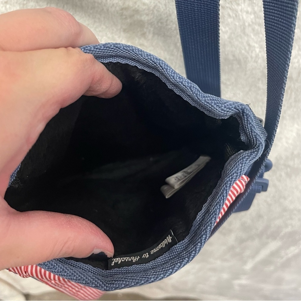Herschel Pender sleeve crossbody bag blue fleece lined - Picture 6 of 9